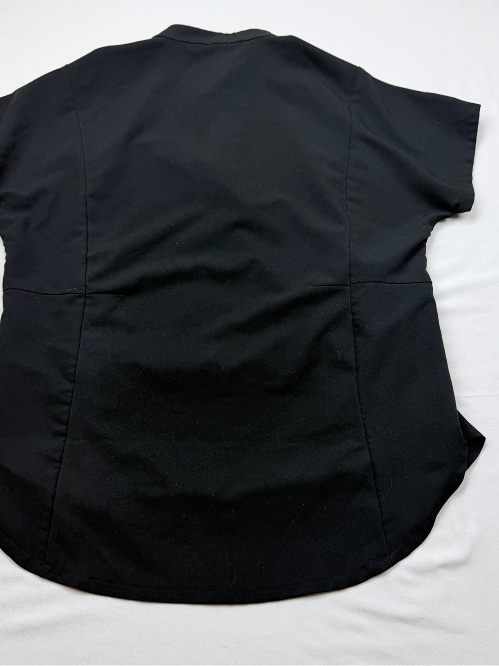 FIGS Montex Classic Scrub Top - Picture 2 of 10
